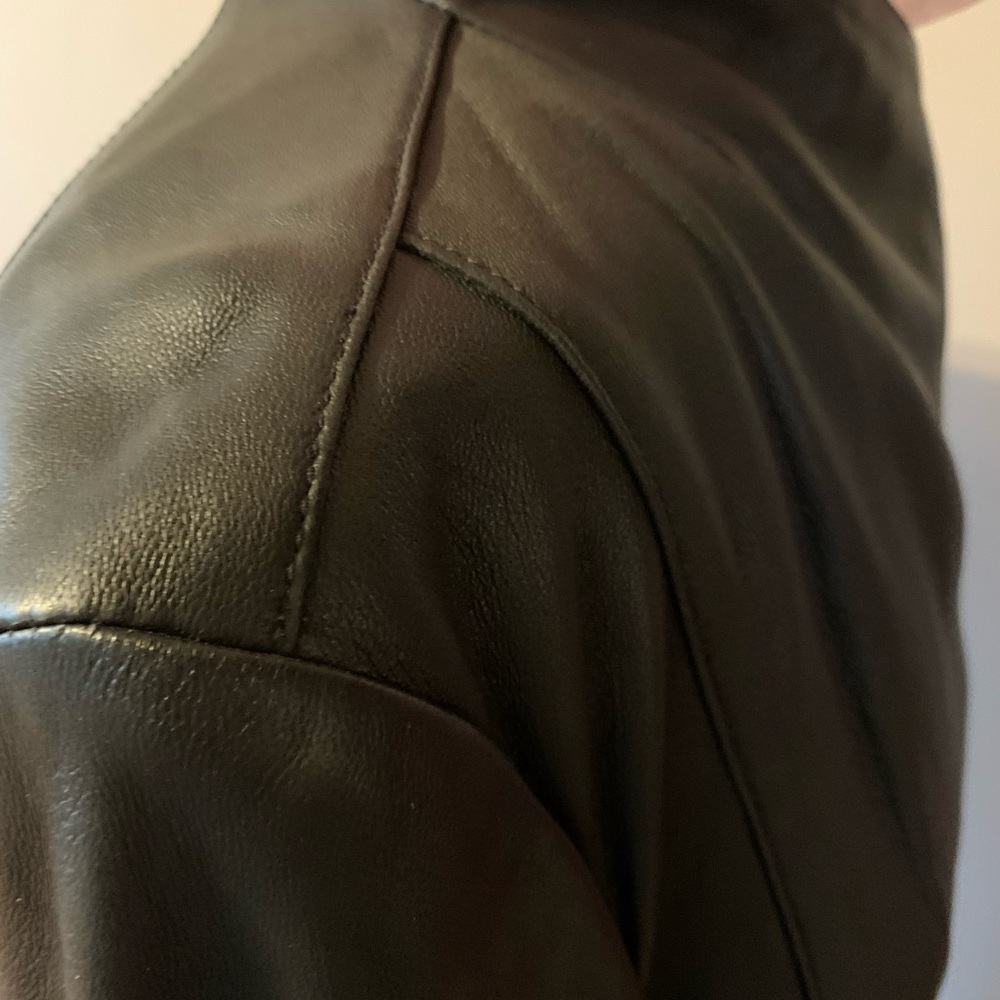 ❤️Gorgeous Leather Jacket❤️ - Picture 11 of 16